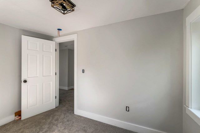 313 North Road, Barnstead, NH 03225