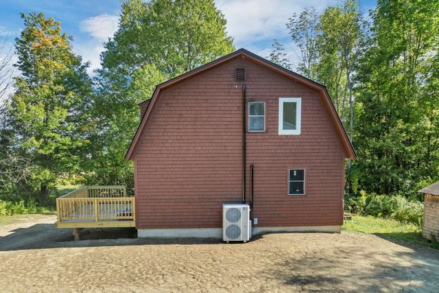 313 North Road, Barnstead, NH 03225