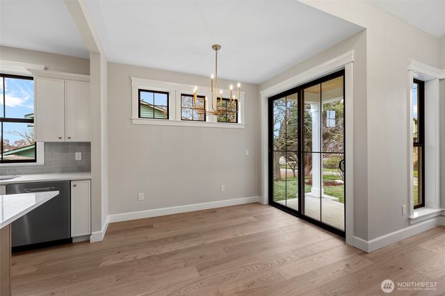 1211 King Street, Anacortes, WA 98221