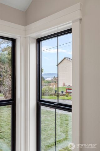 1211 King Street, Anacortes, WA 98221