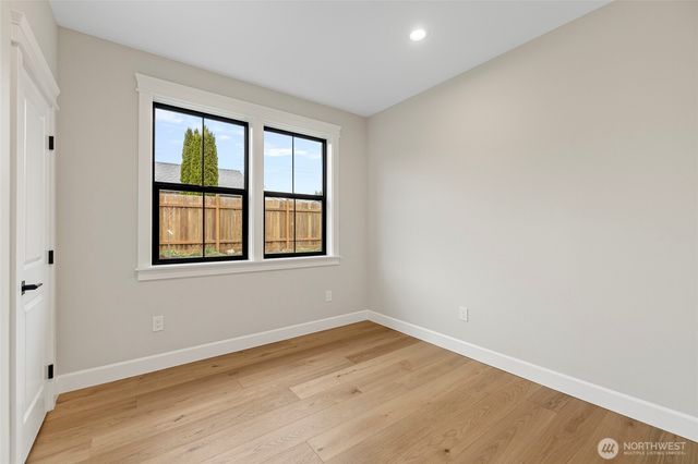 1211 King Street, Anacortes, WA 98221