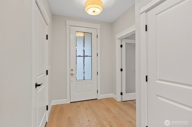 1211 King Street, Anacortes, WA 98221