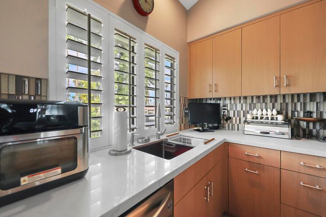 76306 Sweet Pea Way, Palm Desert, CA 92211