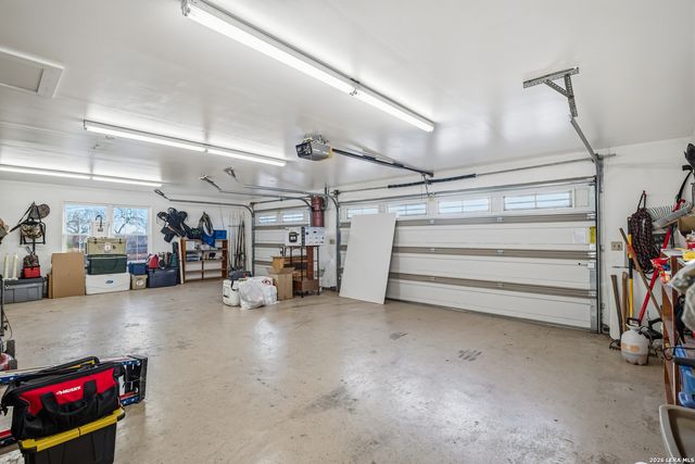 3940 us highway 90, Hondo, TX 78861