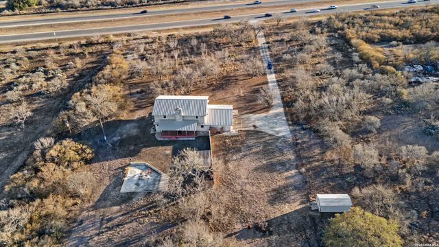 3940 us highway 90, Hondo, TX 78861