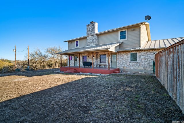 3940 us highway 90, Hondo, TX 78861