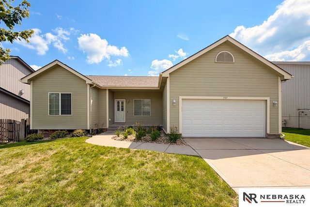 1507 Halifax Street, Bellevue, NE 68123