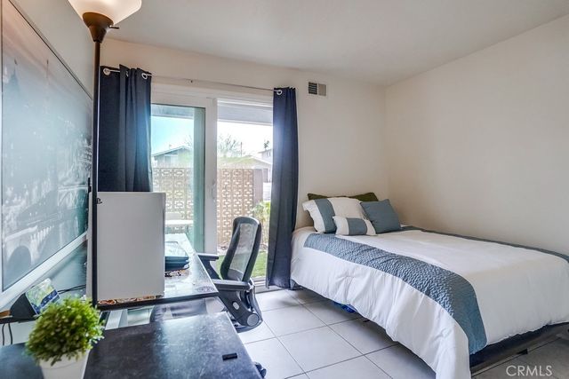 2211 Woodmere, La Habra, CA 90631