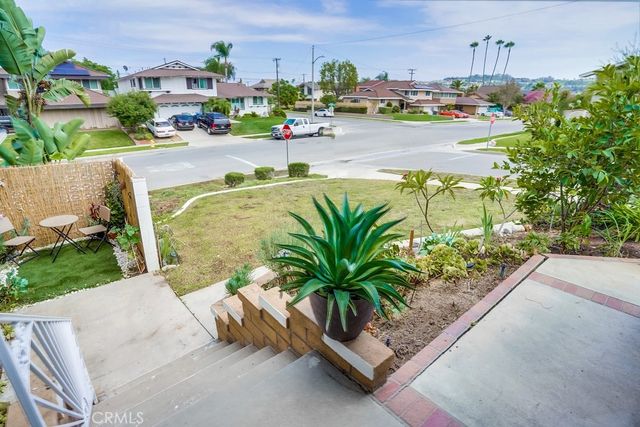 2211 Woodmere, La Habra, CA 90631