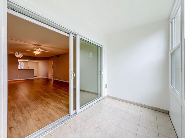 952 VIRGINIA STREET 207, Dunedin, FL 34698