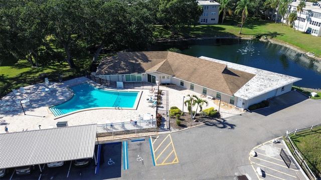 952 VIRGINIA STREET 207, Dunedin, FL 34698