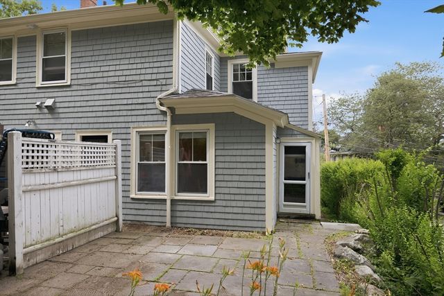 8 Mason Street 8, Winchester, MA 01890