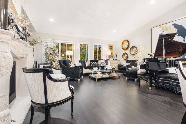 846 Easthill Street SE, North Canton, OH 44720