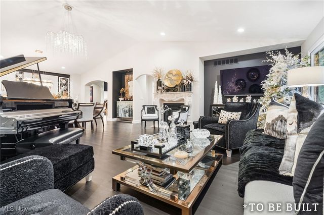 846 Easthill Street SE, North Canton, OH 44720