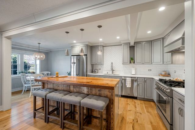 876 Stradford Circle A1, Buffalo Grove, IL 60089