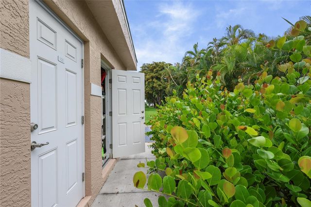 14201 PATTY BERG DRIVE 201, Fort Myers, FL 33919