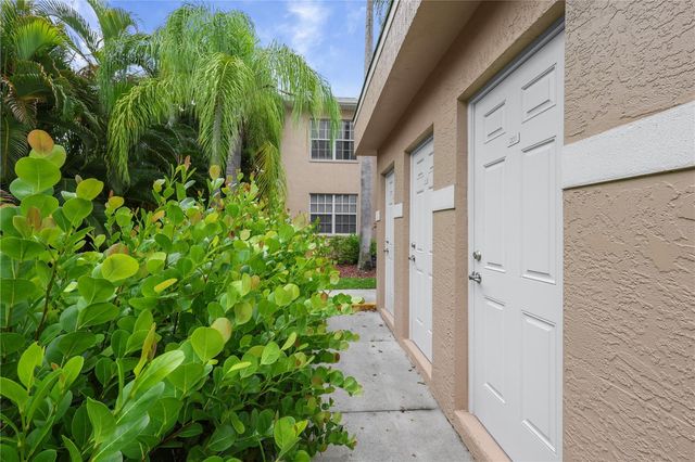 14201 PATTY BERG DRIVE 201, Fort Myers, FL 33919