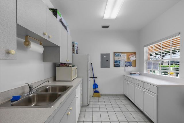 14201 PATTY BERG DRIVE 201, Fort Myers, FL 33919