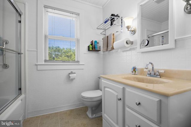 120 LEJUNE, Cinnaminson, NJ 08077