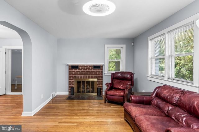 120 LEJUNE, Cinnaminson, NJ 08077