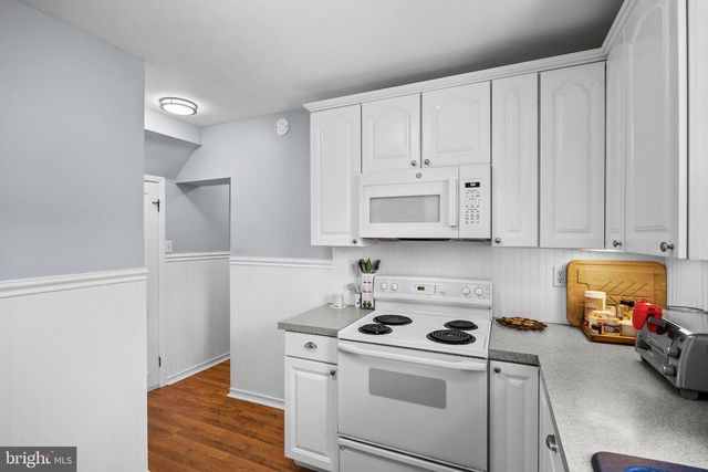 120 LEJUNE, Cinnaminson, NJ 08077