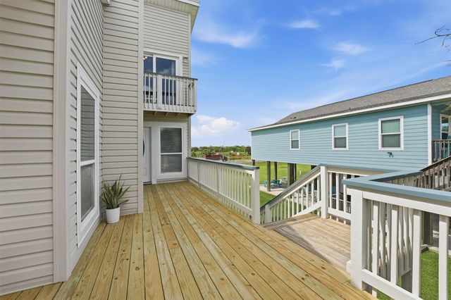 13684 Mutiny Lane, Galveston, TX 77554