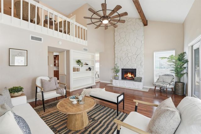 13684 Mutiny Lane, Galveston, TX 77554