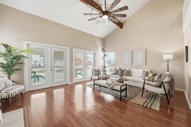13684 Mutiny Lane, Galveston, TX 77554