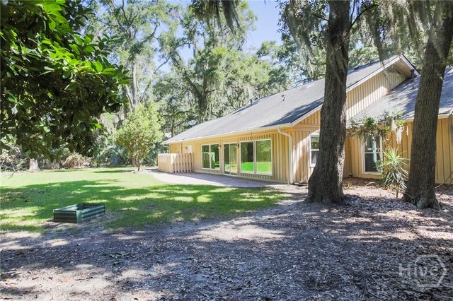 152 Mercer Road, Savannah, GA 31411