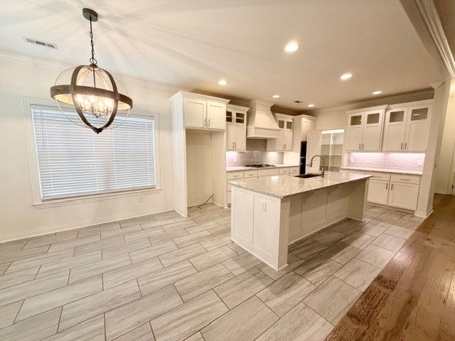 311 Romano Avenue, Tontitown, AR 72762