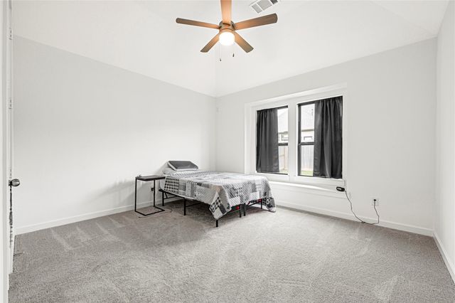 12331 Palmetto Dr, Mont Belvieu, TX 77523