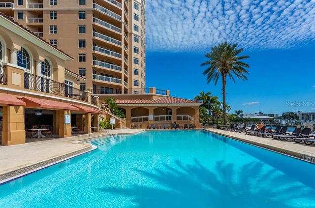 525 MANDALAY AVENUE 33, Clearwater Beach, FL 33767