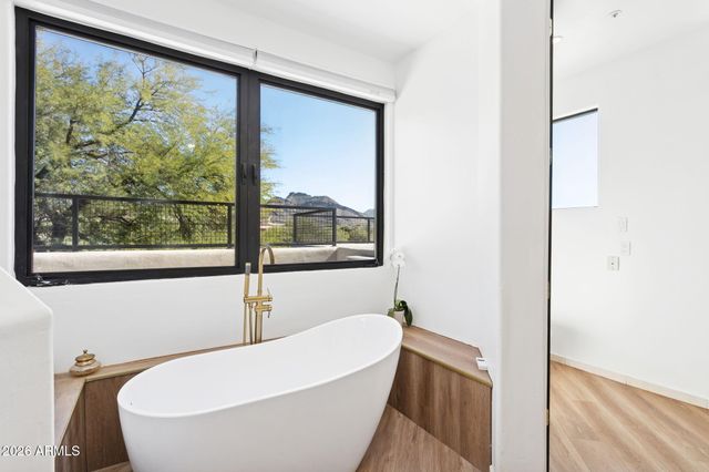 9350 E VIA DEL SOL Drive, Scottsdale, AZ 85255