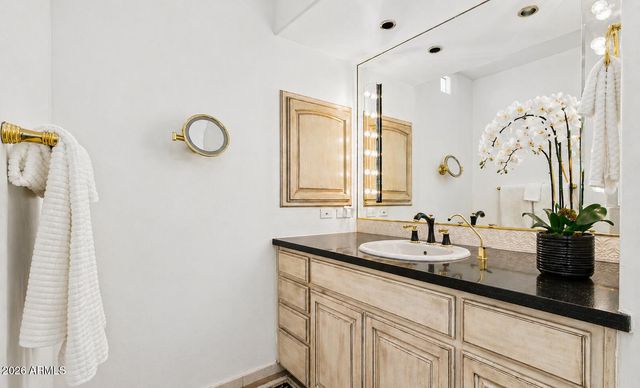 9350 E VIA DEL SOL Drive, Scottsdale, AZ 85255