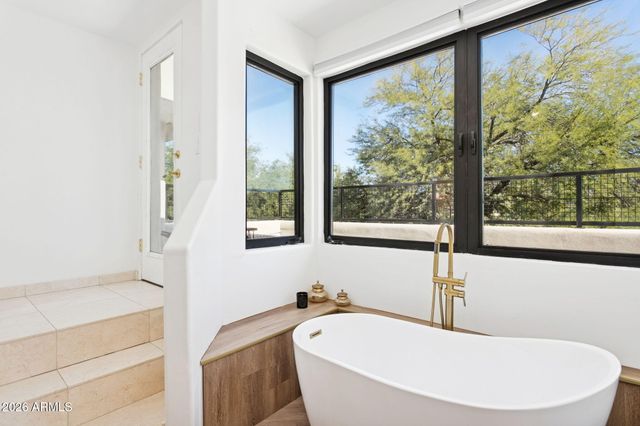 9350 E VIA DEL SOL Drive, Scottsdale, AZ 85255