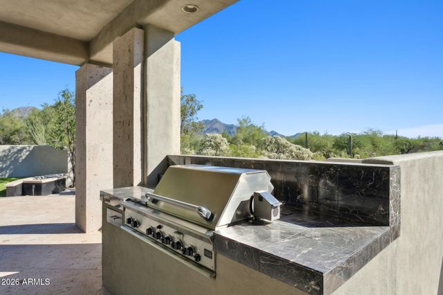9350 E VIA DEL SOL Drive, Scottsdale, AZ 85255