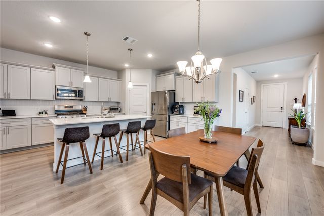 5405 High Pointe Drive, Haltom City, TX 76137