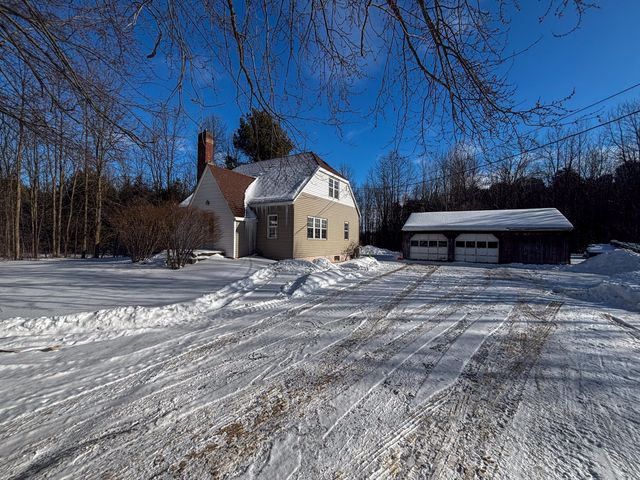 690 Ratta Road, Chazy, NY 12921