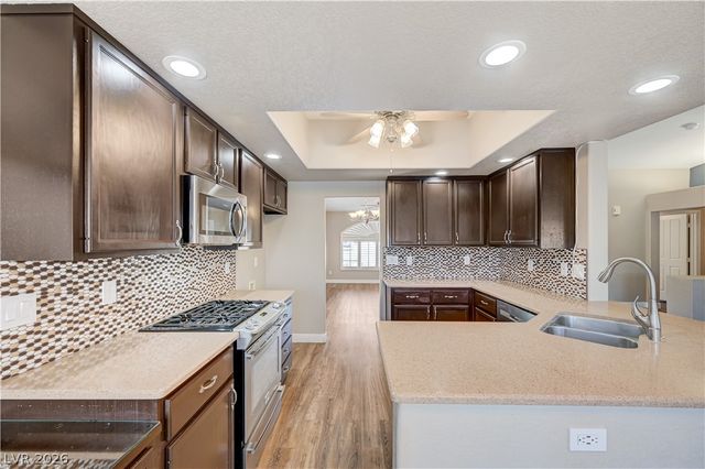 2583 Hummingbird Hill Avenue, Henderson, NV 89074