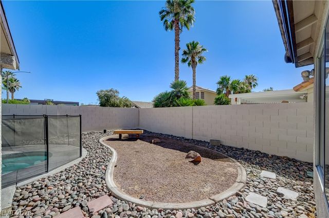 2583 Hummingbird Hill Avenue, Henderson, NV 89074