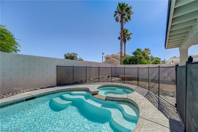 2583 Hummingbird Hill Avenue, Henderson, NV 89074