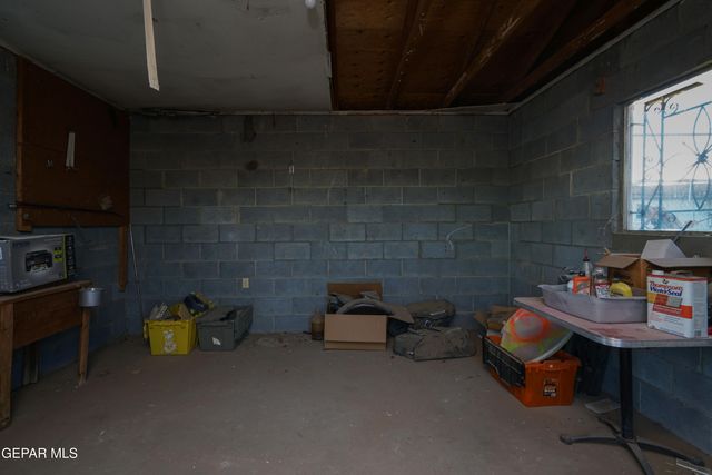 964 Lomita Drive, El Paso, TX 79907