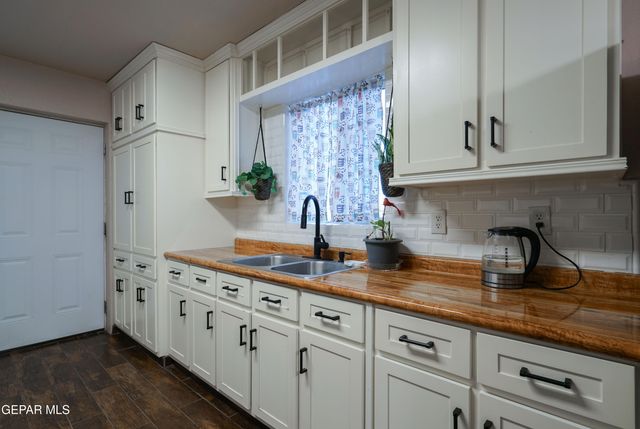 964 Lomita Drive, El Paso, TX 79907