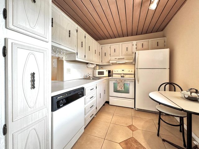 2515 NE 2nd Court 315, Boynton Beach, FL 33435