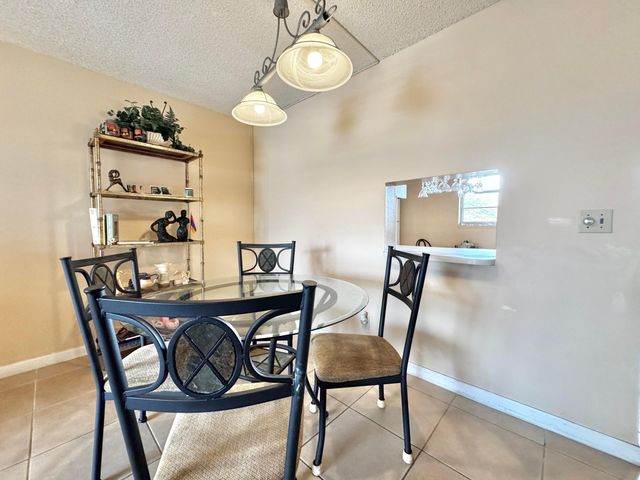 2515 NE 2nd Court 315, Boynton Beach, FL 33435