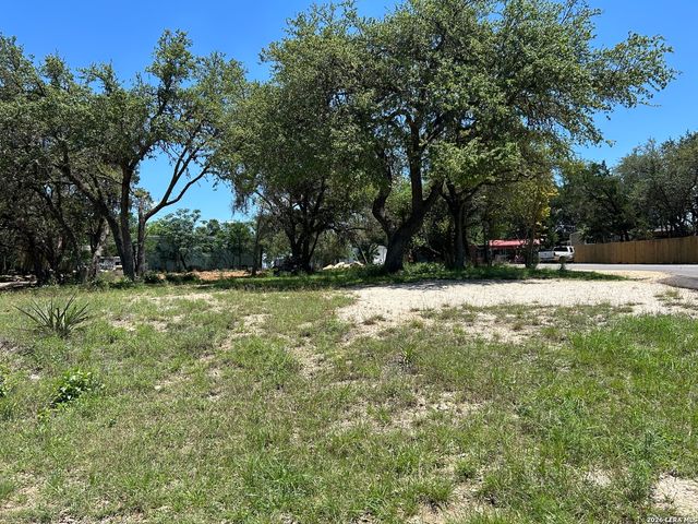 301 GREENWOOD ST, Canyon Lake, TX 78133