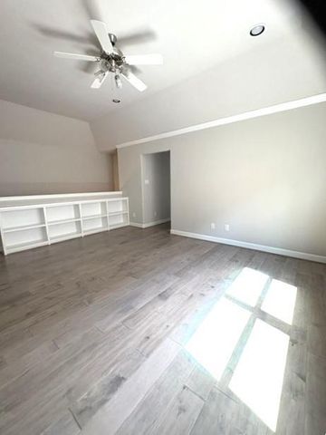 5018 Dickson Street, Houston, TX 77007