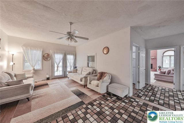 7494 Mount Eaton Road, Ross Twp, PA 18353