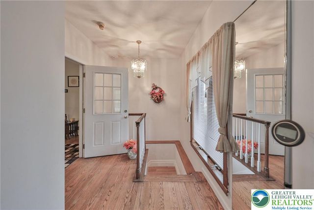 7494 Mount Eaton Road, Ross Twp, PA 18353