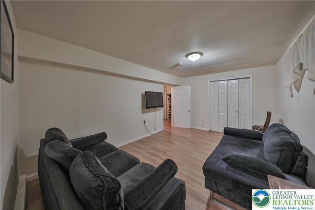 7494 Mount Eaton Road, Ross Twp, PA 18353